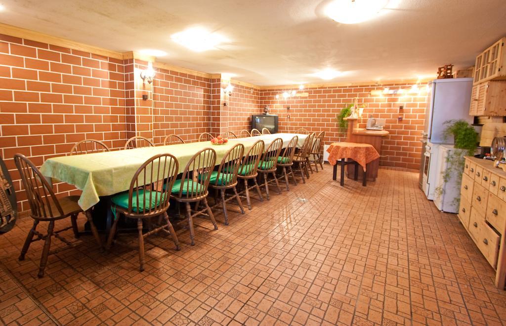 Guest House Pikapolonca Maribor Dış mekan fotoğraf
