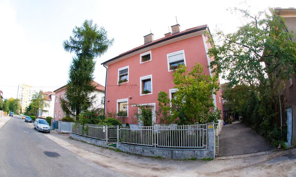 Guest House Pikapolonca Maribor Dış mekan fotoğraf
