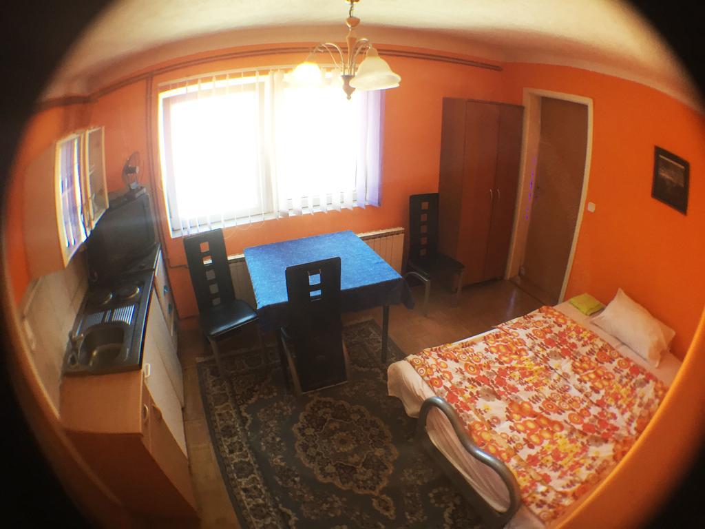 Guest House Pikapolonca Maribor Dış mekan fotoğraf